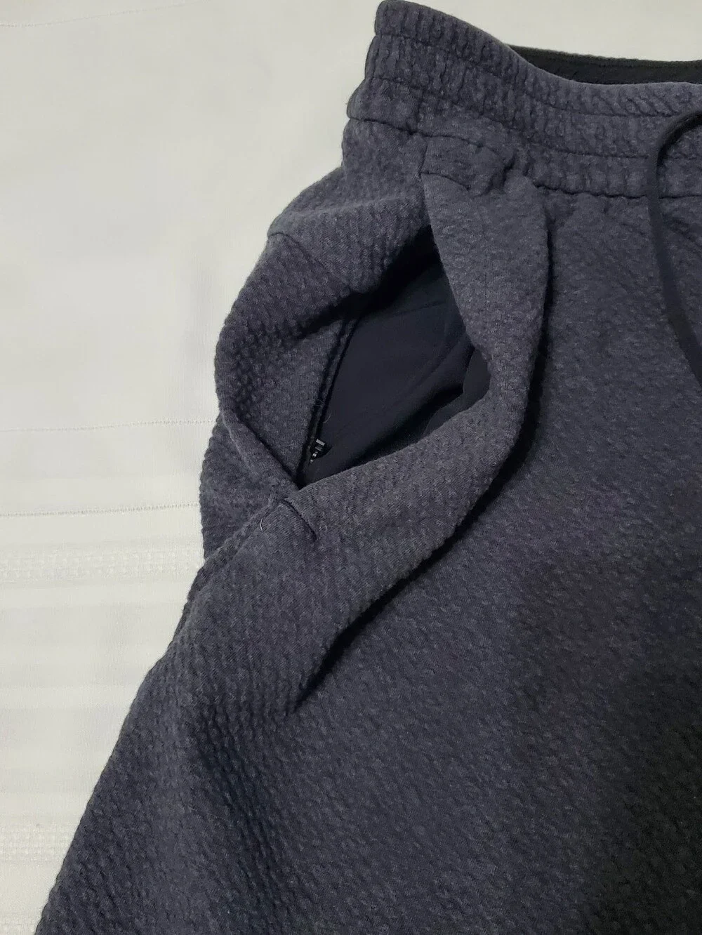 Lululemon At Ease Men Short-7